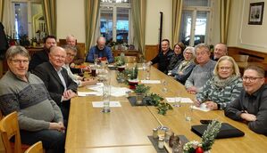 Der SPD-Kreisvorstand Dingolfing-Landau mit dem SPD-Kreisvorsitzenden Dr. Bernd Vilsmeier (3.v.li.)